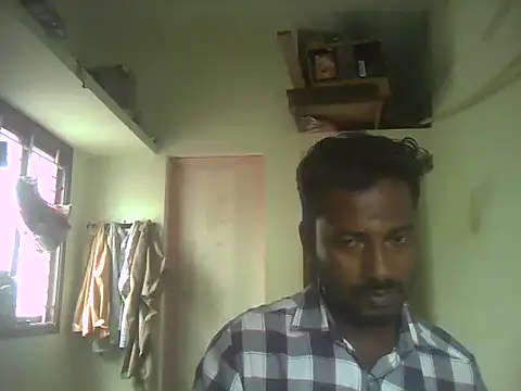 Snapshot of Vickyins480000 chatting on October 2025 08:29:02 AM Vickyins480000 online show from October 2025 08:29:02 AM