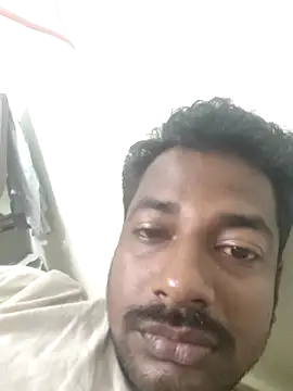 Snapshot of Vickyins480000 chatting on December 2025 12:31:02 AM Vickyins480000 online show from December 2025 12:31:02 AM