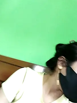 Snapshot of Jaya-Ray chatting on November 2025 03:49:02 AM Jaya-Ray online show from November 2025 03:49:02 AM