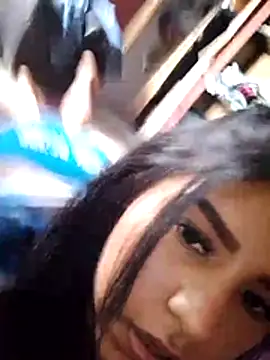 angie hott online show from November 2025 07:14:02 PM