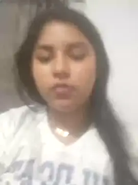 angie hott online show from December 2025 08:23:01 AM