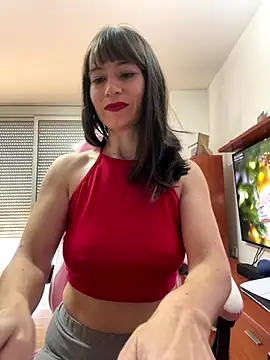 Snapshot of AlanaRius18 chatting on December 2025 10:57:02 AM AlanaRius18 online show from December 2025 10:57:02 AM