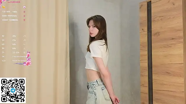 Snapshot of Erosyne chatting on November 2025 05:12:01 PM Erosyne online show from November 2025 05:12:01 PM