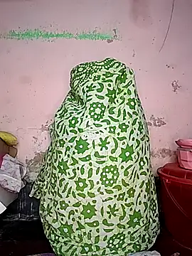 Snapshot of Strip_Hotty242 chatting on November 2025 03:05:02 PM Strip Hotty242 online show from November 2025 03:05:02 PM