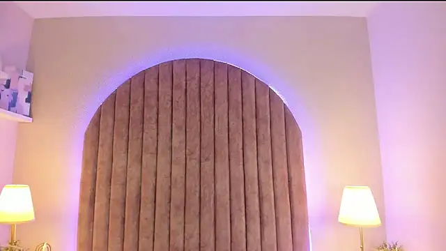 Snapshot of ShaylaDavis chatting on October 2025 07:48:02 PM ShaylaDavis online show from October 2025 07:48:02 PM