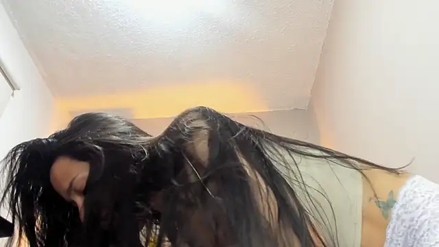 Snapshot of Laskhmi_ chatting on November 2025 01:10:01 PM Laskhmi online show from November 2025 01:10:01 PM