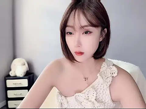 Monica7 online show from November 2025 12:46:02 AM