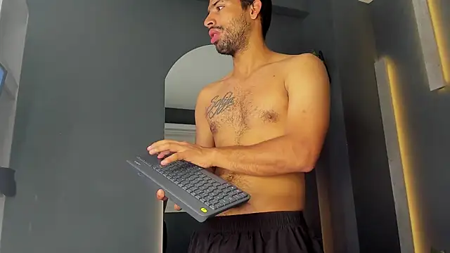 Snapshot of JackBlare chatting on October 2025 11:13:02 AM JackBlare online show from October 2025 11:13:02 AM
