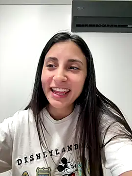 itsmiasofia online show from November 2025 11:05:01 PM