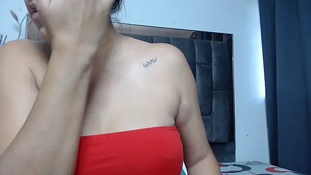 Snapshot of Salmma_Milf chatting on December 2025 11:37:02 AM Salmma Milf online show from December 2025 11:37:02 AM