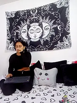 Snapshot of abby_n_emily chatting on October 2025 02:16:01 PM abby n emily online show from October 2025 02:16:01 PM