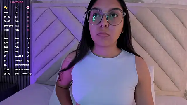 Snapshot of Lexy-Sweet1 chatting on November 2025 04:35:02 AM Lexy-Sweet1 online show from November 2025 04:35:02 AM