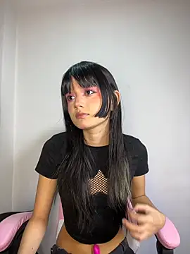 Snapshot of AnaisXoXo chatting on November 2025 11:03:02 AM AnaisXoXo online show from November 2025 11:03:02 AM