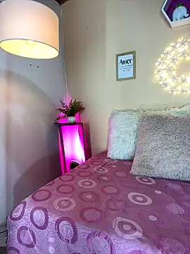 Snapshot of Meggie_ chatting on November 2025 11:14:01 PM Meggie online show from November 2025 11:14:01 PM