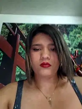 Snapshot of CinthiaRouse33 chatting on October 2025 03:46:02 PM CinthiaRouse33 online show from October 2025 03:46:02 PM