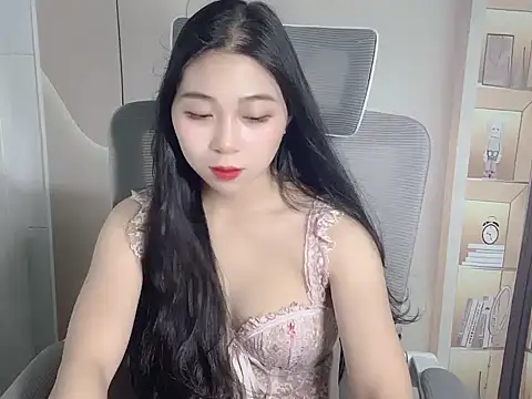 Lilybelle-e online show from October 2025 01:19:01 AM