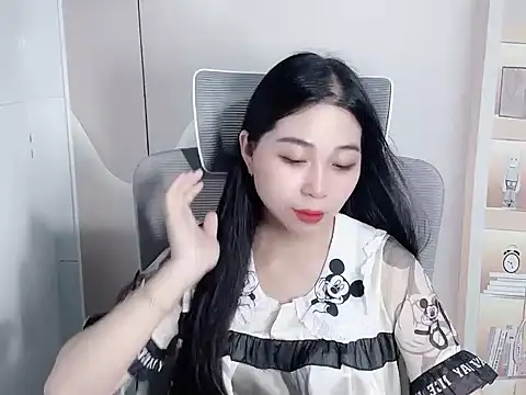 Lilybelle-e online show from October 2025 01:06:02 AM