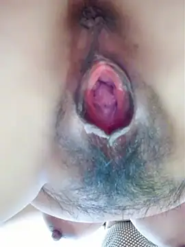 Snapshot of piug321 chatting on November 2025 07:29:01 AM piug321 online show from November 2025 07:29:01 AM