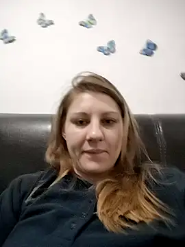 Snapshot of SandyCassie chatting on November 2025 05:18:02 AM SandyCassie online show from November 2025 05:18:02 AM