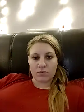 Snapshot of SandyCassie chatting on December 2025 08:13:02 PM SandyCassie online show from December 2025 08:13:02 PM