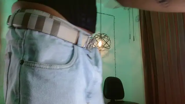 Snapshot of antonella_rosecs chatting on November 2025 04:12:01 AM antonella rosecs online show from November 2025 04:12:01 AM