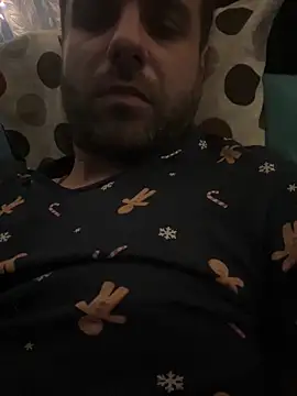 Snapshot of AndyLynn chatting on October 2025 05:58:02 PM AndyLynn online show from October 2025 05:58:02 PM