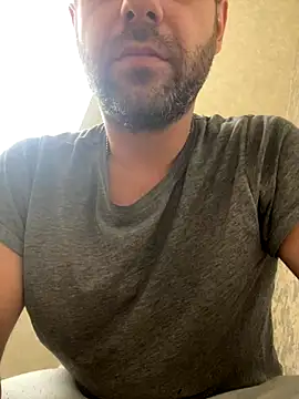 Snapshot of AndyLynn chatting on October 2025 07:09:01 AM AndyLynn online show from October 2025 07:09:01 AM