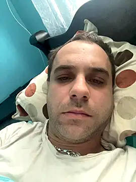 Snapshot of AndyLynn chatting on October 2025 04:57:01 AM AndyLynn online show from October 2025 04:57:01 AM