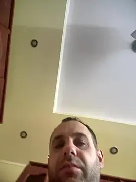 Snapshot of AndyLynn chatting on November 2025 06:04:02 AM AndyLynn online show from November 2025 06:04:02 AM