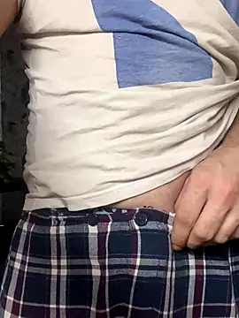 Snapshot of AndyLynn chatting on November 2025 05:06:01 AM AndyLynn online show from November 2025 05:06:01 AM