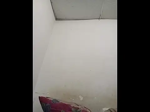 Snapshot of Teressa_Love chatting on November 2025 09:44:02 AM Teressa Love online show from November 2025 09:44:02 AM