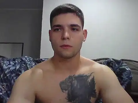 Snapshot of Zure-xxx chatting on October 2025 03:31:02 AM Zure-xxx online show from October 2025 03:31:02 AM