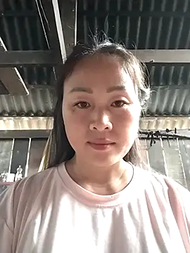 Snapshot of Spring-mky chatting on October 2025 08:02:02 AM Spring-mky online show from October 2025 08:02:02 AM