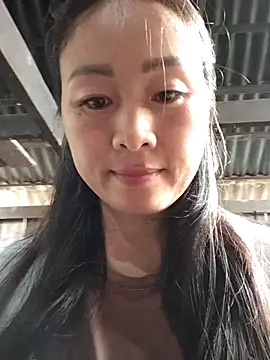 Snapshot of Spring-mky chatting on October 2025 03:20:02 AM Spring-mky online show from October 2025 03:20:02 AM