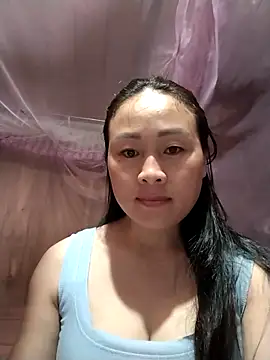 Snapshot of Spring-mky chatting on October 2025 03:25:01 PM Spring-mky online show from October 2025 03:25:01 PM