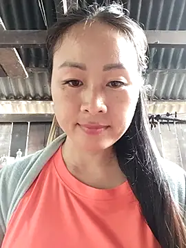 Snapshot of Spring-mky chatting on November 2025 04:46:01 AM Spring-mky online show from November 2025 04:46:01 AM