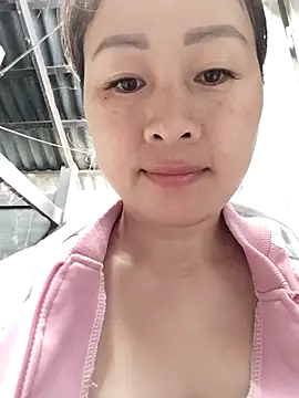 Snapshot of Spring-mky chatting on November 2025 05:40:02 AM Spring-mky online show from November 2025 05:40:02 AM