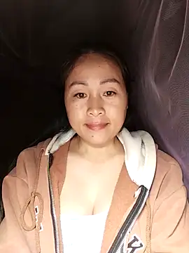 Snapshot of Spring-mky chatting on November 2025 05:13:02 PM Spring-mky online show from November 2025 05:13:02 PM