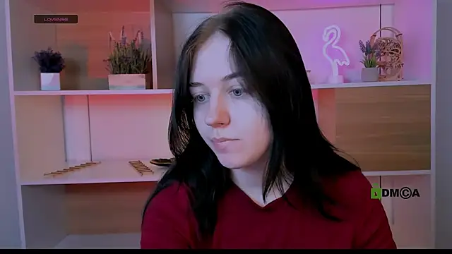 Snapshot of miki_ti chatting on November 2025 06:03:01 AM miki ti online show from November 2025 06:03:01 AM