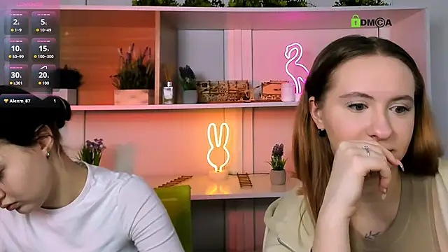 Snapshot of miki_ti chatting on November 2025 01:11:01 PM miki ti online show from November 2025 01:11:01 PM