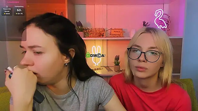 Snapshot of miki_ti chatting on November 2025 11:24:01 AM miki ti online show from November 2025 11:24:01 AM