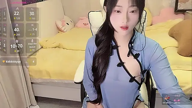 Snapshot of Ximi1 chatting on November 2025 10:10:02 PM Ximi1 online show from November 2025 10:10:02 PM