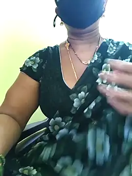 Snapshot of hot-telugu-queen chatting on November 2025 06:46:01 AM hot-telugu-queen online show from November 2025 06:46:01 AM