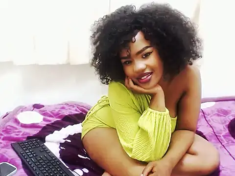 CHERRYWHITE23 online show from October 2025 07:04:02 PM