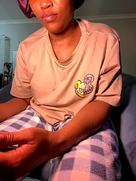 Snapshot of WaterMommy chatting on November 2025 05:48:02 PM WaterMommy online show from November 2025 05:48:02 PM