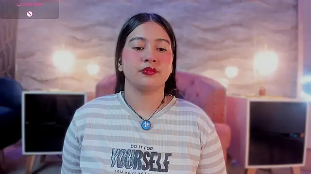 Snapshot of lilithst_ chatting on November 2025 08:40:02 PM lilithst online show from November 2025 08:40:02 PM