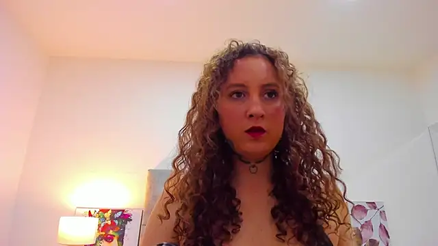 Snapshot of SharonMartini chatting on October 2025 01:22:02 PM SharonMartini online show from October 2025 01:22:02 PM