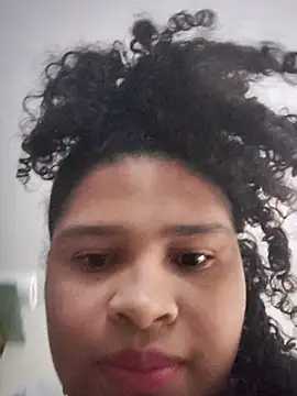 Snapshot of Aliona_ chatting on November 2025 12:05:02 PM Aliona online show from November 2025 12:05:02 PM