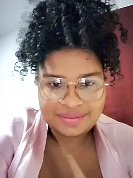 Snapshot of Aliona_ chatting on November 2025 10:25:01 AM Aliona online show from November 2025 10:25:01 AM