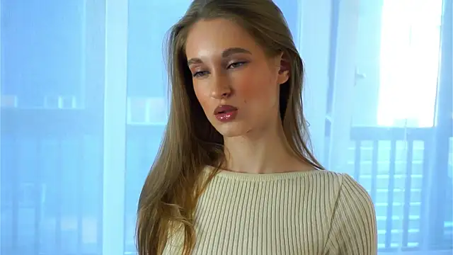 Snapshot of ManieRolfson chatting on October 2025 07:55:02 AM ManieRolfson online show from October 2025 07:55:02 AM